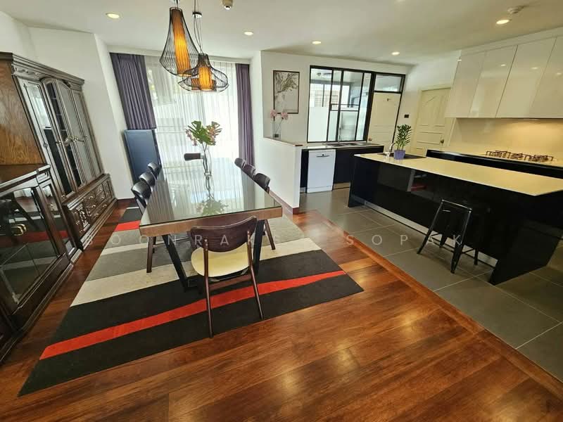 Prime Mansion One, Bangkok, Soi Sukhumvit 31, Khlongtoei Nua, Watthana, Bangkok, 3 Bedrooms, 250 sqm, Condo For Rent, by Boonraksa Sopak, 500416628 - DDproperty.com