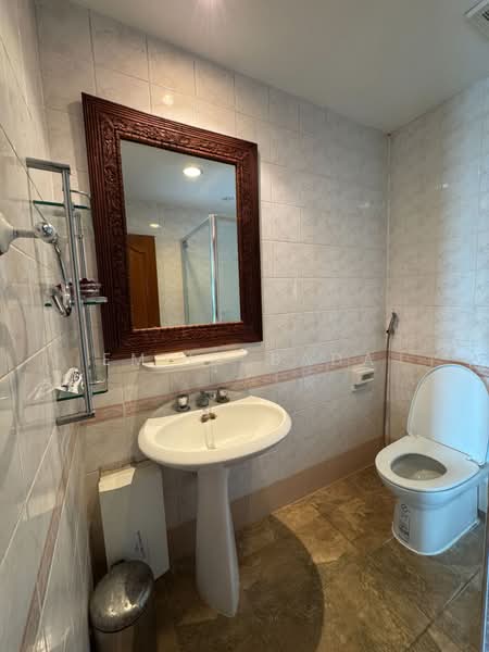 Sathorn Gardens, Bangkok, 39 South Sathorn Road, Thung Maha Mek, Sathon, Bangkok, 2 Bedrooms, 93 sqm, Condo For Sale, by Emily Bada, 500416650 - DDproperty.com