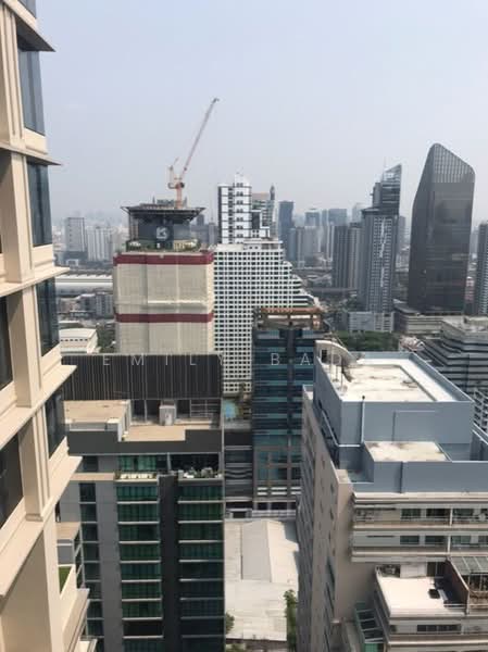 The Esse Asoke : ดิ เอส อโศก, กรุงเทพ, 333 ซอยสุขุมวิท 21 ถนนสุขุมวิท, คลองเตยเหนือ, วัฒนา, กรุงเทพ, 45 ตร.ม., คอนโด ให้เช่า, โดย Emily Bada, 500416666 - DDproperty.com