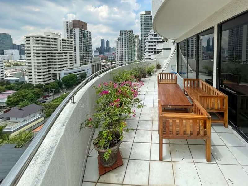 Supalai Place Sukhumvit 39, Bangkok, 175-179 Soi Sukhumvit 39 Sukhumvit Road, Khlong Tan Nua, Watthana, Bangkok, 2 Bedrooms, 142 sqm, Condo For Sale, by Emily Bada, 500416677 - DDproperty.com