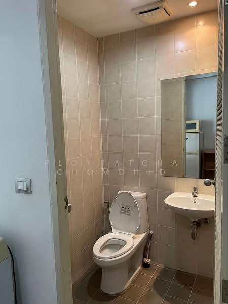 The Master Centrium Asoke-Sukhumvit, Bangkok, Sukhumvit 21, Khlongtoei Nua, Watthana, Bangkok, 1 Bedroom, 40 sqm, Condo For Rent, by Ploypatcha Chomchid, 500416743 - DDproperty.com
