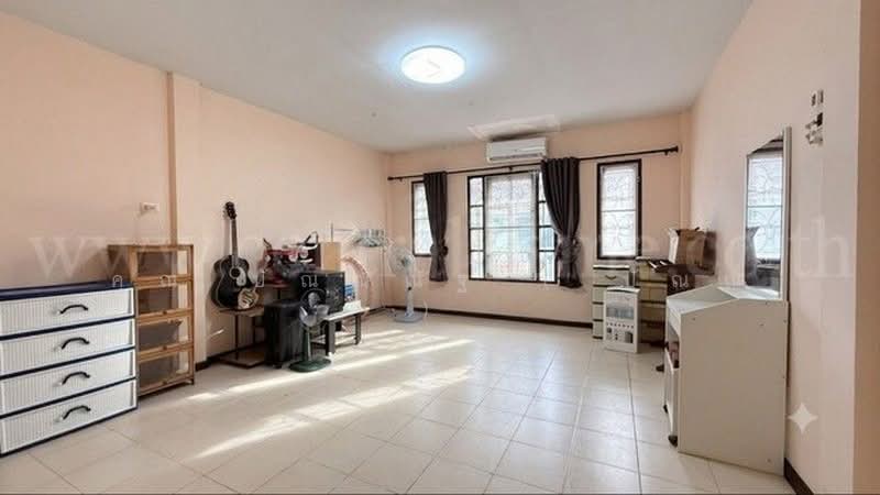 Moobaan K.C. Ramintra 7 : หมู่บ้านเค.ซี. รามอินทรา 7, กรุงเทพ, สามวาตะวันตก, คลองสามวา, กรุงเทพ, 100 ตร.ม., ทาวน์เฮ้าส์ ขาย, โดย คุณ ปัณณณัฐ ( ปัณณ์ ), 500416747 - DDproperty.com