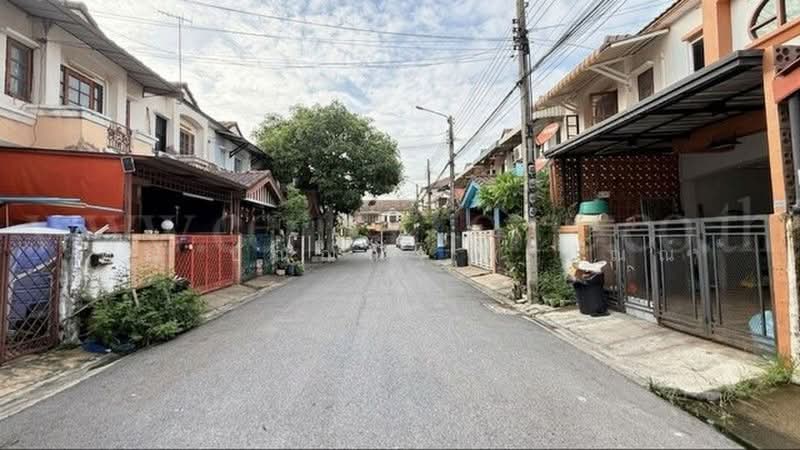 Moobaan K.C. Ramintra 7 : หมู่บ้านเค.ซี. รามอินทรา 7, กรุงเทพ, สามวาตะวันตก, คลองสามวา, กรุงเทพ, 100 ตร.ม., ทาวน์เฮ้าส์ ขาย, โดย คุณ ปัณณณัฐ ( ปัณณ์ ), 500416747 - DDproperty.com