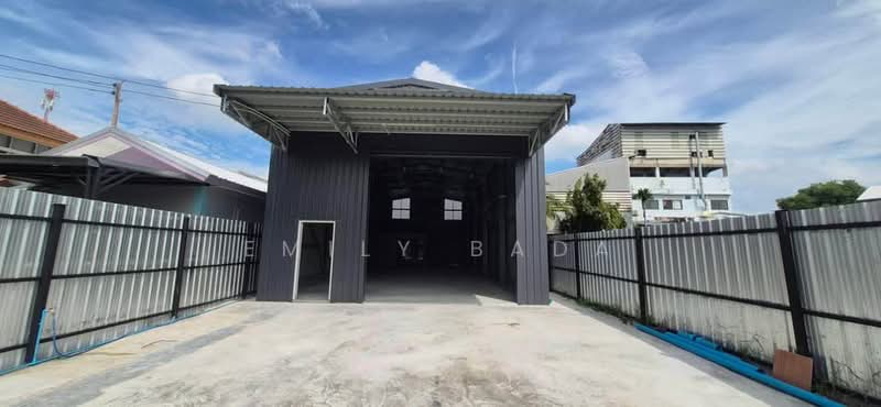 1-BR House, Bangkok, Lat Phrao, Bangkok, 1 Bedroom, 150 sqm, Single Detached House For Rent, by Emily Bada, 500416787 - DDproperty.com