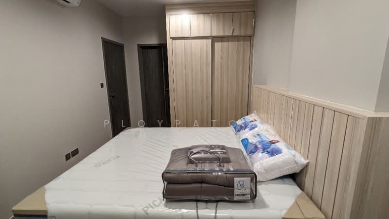 Q Prasarnmit, Bangkok, Soi Sawaddee, Sukhumvit Road, Khlongtoei Nua, Watthana, Bangkok, 1 Bedroom, 38 sqm, Condo For Rent, by Ploypatcha Chomchid, 500416804 - DDproperty.com