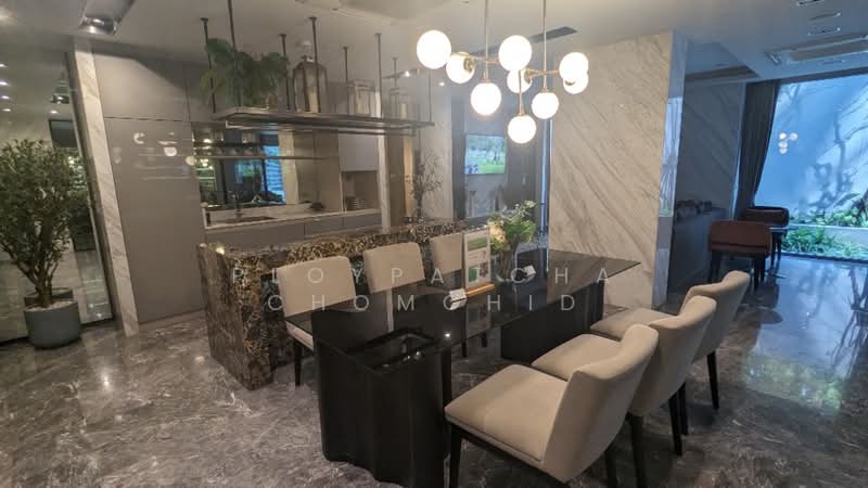Q Prasarnmit, Bangkok, Soi Sawaddee, Sukhumvit Road, Khlongtoei Nua, Watthana, Bangkok, 1 Bedroom, 38 sqm, Condo For Rent, by Ploypatcha Chomchid, 500416804 - DDproperty.com