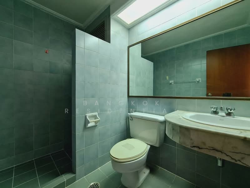 Le Premier 1, Bangkok, 13 Soi Sukhumvit 23, Khlongtoei Nua, Watthana, Bangkok, 2 Bedrooms, 171 sqm, Condo For Sale, by Bangkok Residential, 500416809 - DDproperty.com