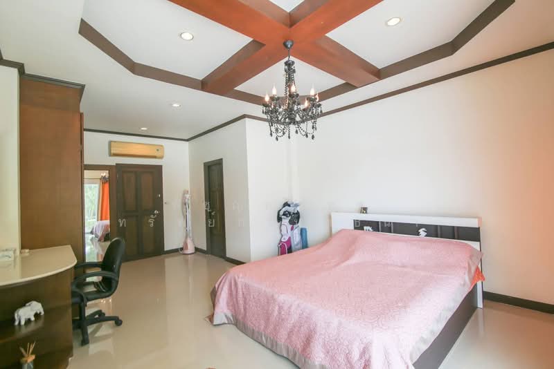 Palm Hills Golf Club and Residence, Phetchaburi, 1444 Phet Kasem Rd, Cha-am, Cha-Am, Phetchaburi, 4 Bedrooms, 310 sqm, Villa For Sale, by พิชญ์ณภัทร ทรัพย์กานต์ธนา, 500416840 - DDproperty.com