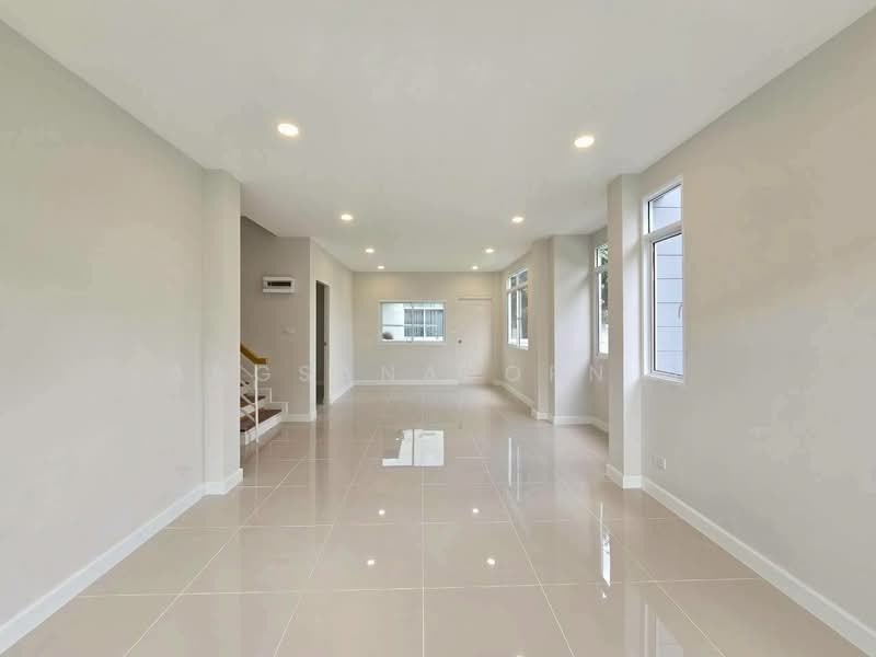 เทรนดี้ ธารา, Bangkok, Rat Phatthana, Saphan Sung, Bangkok, 4 Bedrooms, 160 sqm, Single Detached House For Sale, by Angsanaporn D, 500416858 - DDproperty.com