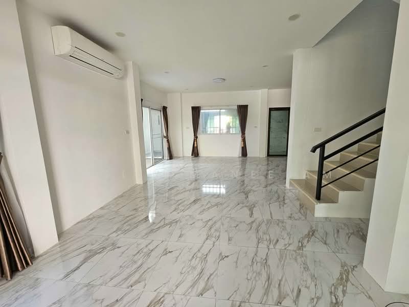 Kittichai Villa 17, Bangkok, 118 Mitmaitri Road, Khu Fang Nua, Nong Chok, Bangkok, 3 Bedrooms, 150 sqm, Single Detached House For Sale, by Rasita Maneelam, 500416859 - DDproperty.com