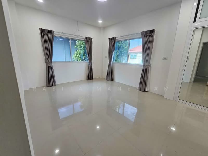 Kittichai Villa 17 : กิตติชัย วิลล่า 17, กรุงเทพ, 118 ถนนมิตรไมตรี, คู้ฝั่งเหนือ, หนองจอก, กรุงเทพ, 150 ตร.ม., บ้านเดี่ยว ขาย, โดย Rasita Maneelam, 500416859 - DDproperty.com
