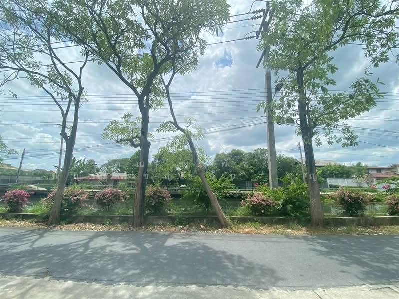 ที่ดินเปล่า 3 ไร่ 220 ตร.ว. ติดฝั่งด้านหลังวัดหนองแขม ซอยร่มเย็น ถนนพุทธสาคร, สมุทรสาคร, ถนนพุทธสาคร, สวนหลวง, กระทุ่มแบน, สมุทรสาคร, 5,680 ตร.ม., ที่ดิน ขาย, โดย คุณ ธนพัชญ์ ปัญญพัชญ์ธนัน (บุญ), 500416891 - DDproperty.com