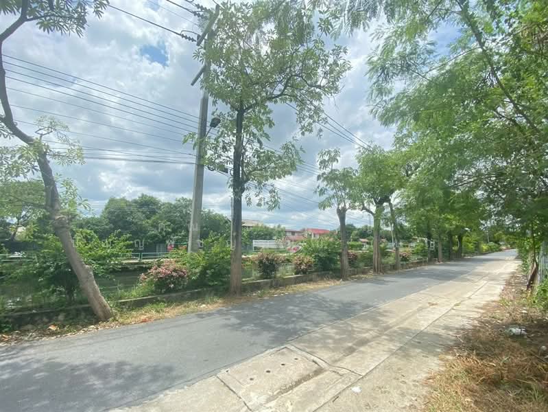 ที่ดินเปล่า 3 ไร่ 220 ตร.ว. ติดฝั่งด้านหลังวัดหนองแขม ซอยร่มเย็น ถนนพุทธสาคร, สมุทรสาคร, ถนนพุทธสาคร, สวนหลวง, กระทุ่มแบน, สมุทรสาคร, 5,680 ตร.ม., ที่ดิน ขาย, โดย คุณ ธนพัชญ์ ปัญญพัชญ์ธนัน (บุญ), 500416891 - DDproperty.com