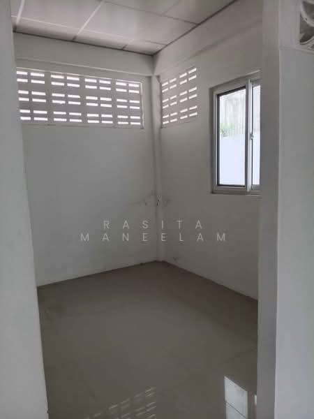 3-BR House, Bangkok, Nong Kham, Nong Khaem, Bangkok, 3 Bedrooms, 150 sqm, Single Detached House For Sale, by Rasita Maneelam, 500416904 - DDproperty.com
