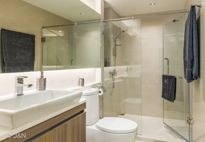 Vtara Sukhumvit 36, Bangkok, 118 Soi Saen Sabai, Phra Kanong, Khlong Toei, Bangkok, 2 Bedrooms, 65 sqm, Condo For Rent, by Boonraksa Sopak, 500416921 - DDproperty.com