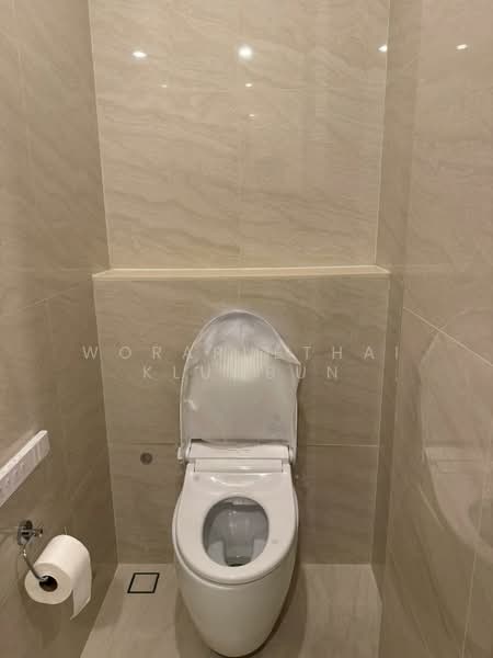 Noble Form Thonglor, Bangkok, Sukhumvit 55, Khlong Tan Nua, Watthana, Bangkok, 2 Bedrooms, 74 sqm, Condo For Sale, by Woraruethai Klumbun, 500416923 - DDproperty.com