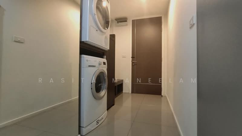 15 Sukhumvit Residences, Bangkok, Soi Sukhumvit 15, Khlongtoei Nua, Watthana, Bangkok, 2 Bedrooms, 81 sqm, Condo For Rent, by Rasita Maneelam, 500416971 - DDproperty.com
