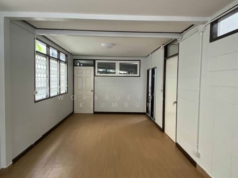บ้าน 4-ห้องนอน, กรุงเทพ, นวมินทร์, บึงกุ่ม, กรุงเทพ, 250 ตร.ม., บ้านเดี่ยว ขาย, โดย Woraruethai Klumbun, 500416983 - DDproperty.com