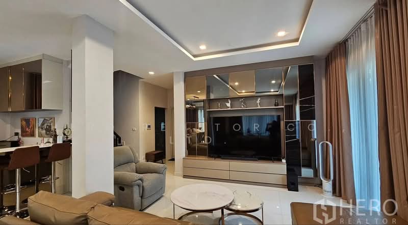 Bangkok Boulevard Rama 9, Bangkok, Kanchanaphisek Ring Road, Saphan Sung, Bangkok, 3 Bedrooms, 250 sqm, Single Detached House For Rent, by Hero Realtor Co., Ltd., 500417011 - DDproperty.com