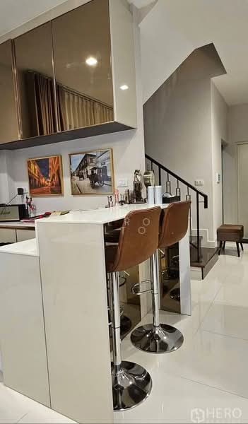 Bangkok Boulevard Rama 9, Bangkok, Kanchanaphisek Ring Road, Saphan Sung, Bangkok, 3 Bedrooms, 250 sqm, Single Detached House For Rent, by Hero Realtor Co., Ltd., 500417011 - DDproperty.com
