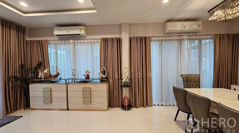 Bangkok Boulevard Rama 9, Bangkok, Kanchanaphisek Ring Road, Saphan Sung, Bangkok, 3 Bedrooms, 250 sqm, Single Detached House For Rent, by Hero Realtor Co., Ltd., 500417011 - DDproperty.com