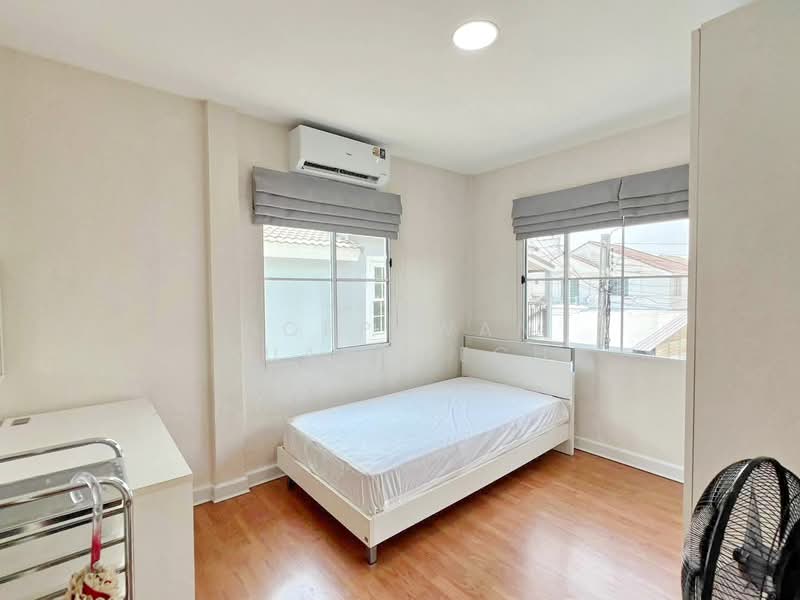 Mantana Onnut-Wongwaen, Bangkok, Sukhaphiban 2 Road, Dok Mai, Prawet, Bangkok, 3 Bedrooms, 170 sqm, Single Detached House For Rent, by Noppawan Ruangdech, 500417016 - DDproperty.com