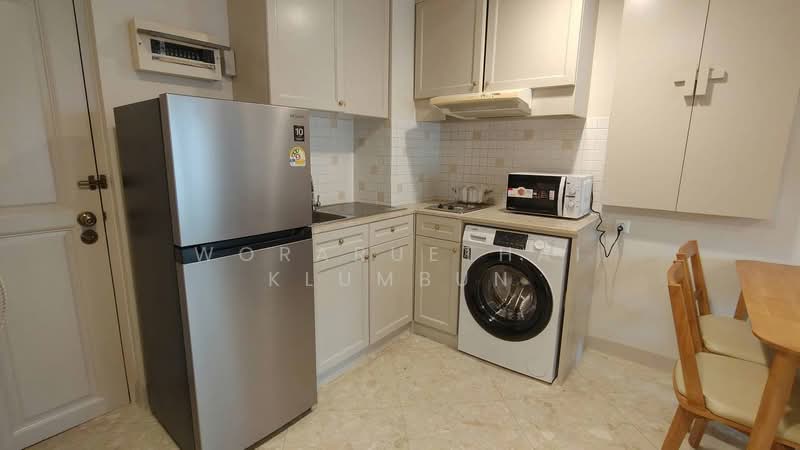 Green Point Silom, Bangkok, 29 Soi Anumanratthanon, Suriyawong, Bang Rak, Bangkok, 2 Bedrooms, 61 sqm, Condo For Rent, by Woraruethai Klumbun, 500417029 - DDproperty.com