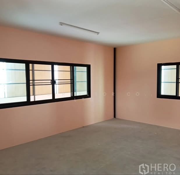 For rent Warehouse 300 sq.m. in Racha Thewa, Bang Phli, Samut Prakan HRE01062, Samut Prakan, Rachathewa, Bang Plee, Samut Prakan, , 300 sqm, Warehouse/Factory For Rent, by Hero Realtor Co., Ltd., 500417052 - DDproperty.com