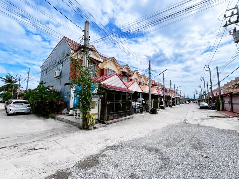 ภัสราวัล : ซอย ทิมเรืองเวช, Bangkok, Khlong Tanon, Sai Mai, Bangkok, 2 Bedrooms, 72 sqm, Townhouse For Sale, by Suradej Arunsurosn, 500417060 - DDproperty.com