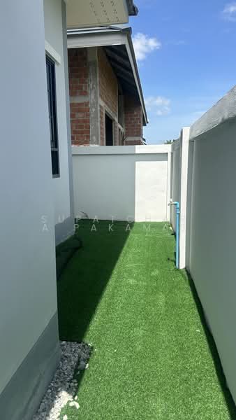 New Home, Chon Buri (Pattaya), พิกัดอยู่หลังอนามัยหนองหงส์ชลบุรี, Map Pong, Phan Thong, Chon Buri (Pattaya), 3 Bedrooms, 300 sqm, Single Detached House For Sale, by Supatchara Pakamas, 500417068 - DDproperty.com