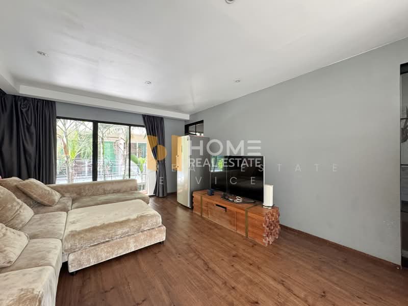 Noble Cube Pattanakarn, Bangkok, Phatthanakan Road, Suan Luang, Bangkok, 1 Bedroom, 180 sqm, Townhouse For Sale, by HOME Real Estate Service, 500417082 - DDproperty.com