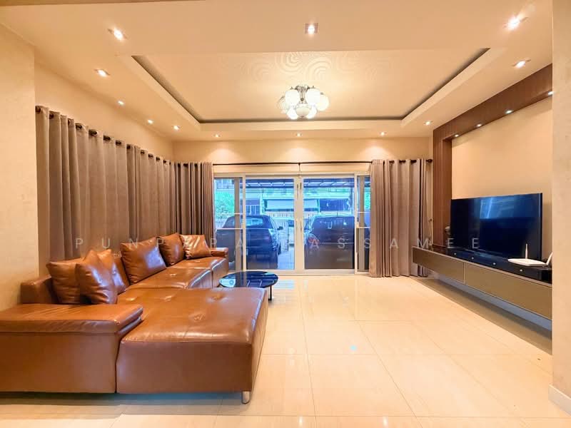 The Story Ratchaphruk, Nonthaburi, Bang Kruai-Sai Noi Road, Bang Krang, Muang Nonthaburi, Nonthaburi, 4 Bedrooms, 200 sqm, Townhouse For Sale, by Punpapa Rassamee, 500417085 - DDproperty.com