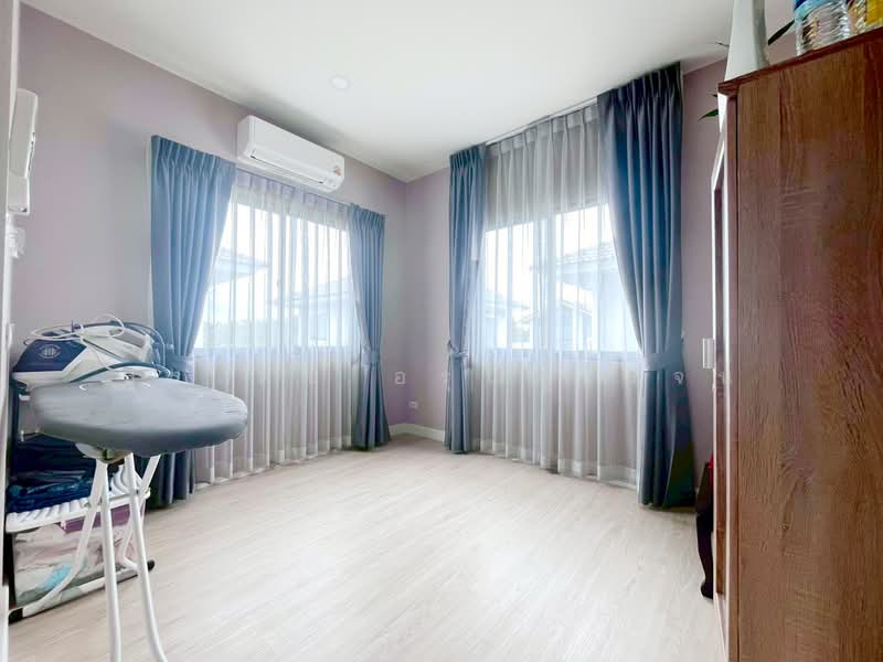 Perfect Park Krungthep Kreetha-Ramkhamhaeng, Bangkok, Kheha Romklao Road 6 Yeak 6, Khlong Song Ton Nun, Lat Krabang, Bangkok, 3 Bedrooms, 218 sqm, Single Detached House For Sale, by Suradej Arunsurosn, 500417089 - DDproperty.com