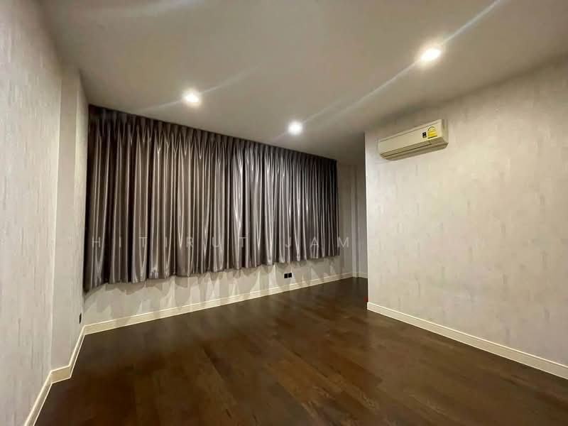 Setthasiri Krungthep Kreetha, Bangkok, Krungthep Kreetha Road, Hua Mak, Bang Kapi, Bangkok, 4 Bedrooms, 260 sqm, Single Detached House For Rent, by Thitirut Jamsuvun, 500417121 - DDproperty.com