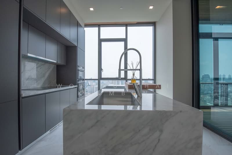 The Monument Thonglor, Bangkok, 998 Thonglor Road, Khlong Tan Nua, Watthana, Bangkok, 3 Bedrooms, 250 sqm, Condo For Rent, by Woraruethai Klumbun, 500417134 - DDproperty.com