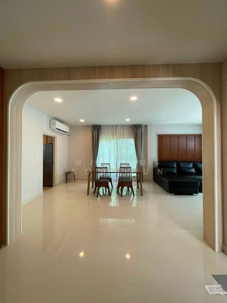 Centro Bangna, Samut Prakan, 111 Soi 3, Bang Kaeo, Bang Plee, Samut Prakan, 4 Bedrooms, 50 sqm, Single Detached House For Rent, by Thitirut Jamsuvun, 500417171 - DDproperty.com