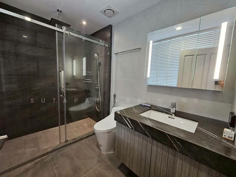 La Cascade, Bangkok, Eakamai, Khlong Tan Nua, Watthana, Bangkok, 4 Bedrooms, 300 sqm, Condo For Rent, by Sutapat Pariwong, 500417190 - DDproperty.com