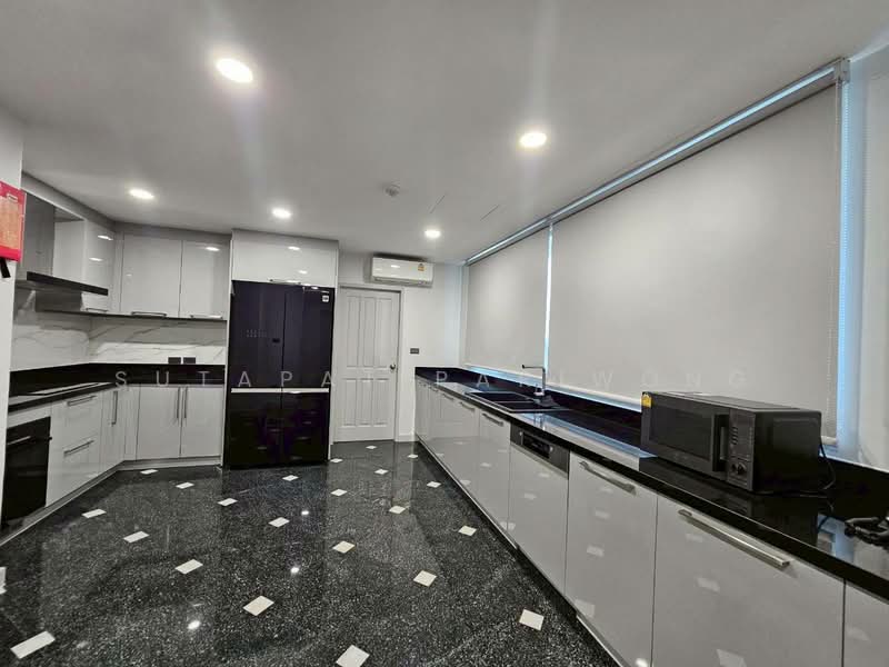 La Cascade, Bangkok, Eakamai, Khlong Tan Nua, Watthana, Bangkok, 4 Bedrooms, 300 sqm, Condo For Rent, by Sutapat Pariwong, 500417190 - DDproperty.com