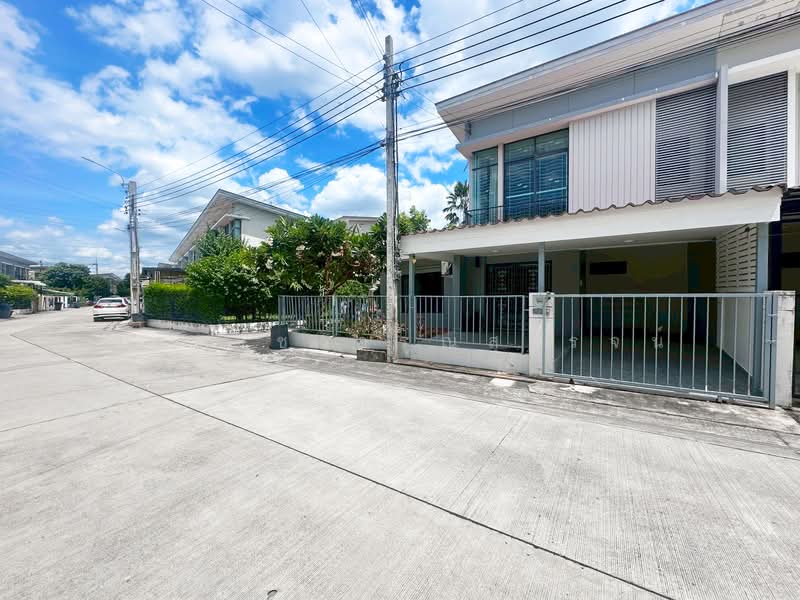 Pruksa Ville 65/1 Srisamarn, Nonthaburi, Pak Kret, Nonthaburi, 3 Bedrooms, 115 sqm, Townhouse For Sale, by Suradej Arunsurosn, 500417197 - DDproperty.com