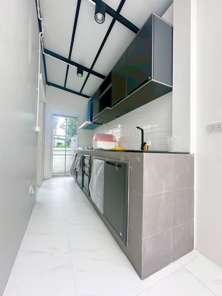 Modi Villa Pinklao – Wongwaen : โมดิ วิลล่า ปิ่นเกล้า – วงแหวน, นนทบุรี, ทางหลวงชนบท นบ.1011, ศาลากลาง, บางกรวย, นนทบุรี, 176 ตร.ม., บ้านแฝด ขาย, โดย สุรเดช อรุณสุโรจน์, 500417270 - DDproperty.com