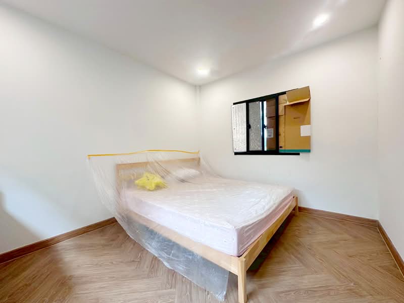 Modi Villa Pinklao – Wongwaen : โมดิ วิลล่า ปิ่นเกล้า – วงแหวน, นนทบุรี, ทางหลวงชนบท นบ.1011, ศาลากลาง, บางกรวย, นนทบุรี, 176 ตร.ม., บ้านแฝด ขาย, โดย สุรเดช อรุณสุโรจน์, 500417270 - DDproperty.com