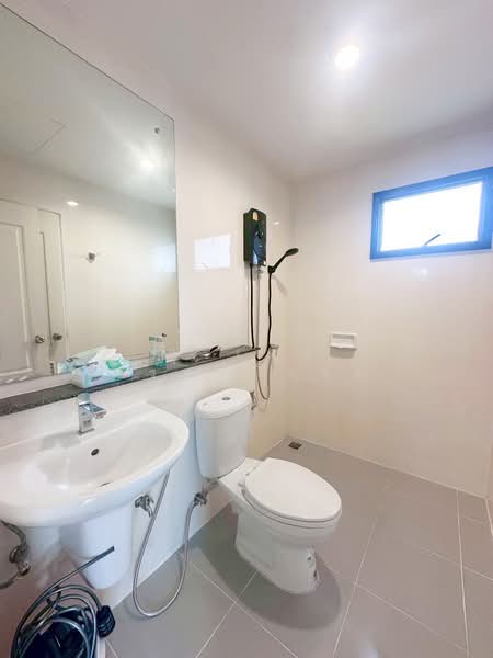 Modi Villa Pinklao – Wongwaen : โมดิ วิลล่า ปิ่นเกล้า – วงแหวน, นนทบุรี, ทางหลวงชนบท นบ.1011, ศาลากลาง, บางกรวย, นนทบุรี, 176 ตร.ม., บ้านแฝด ขาย, โดย สุรเดช อรุณสุโรจน์, 500417270 - DDproperty.com