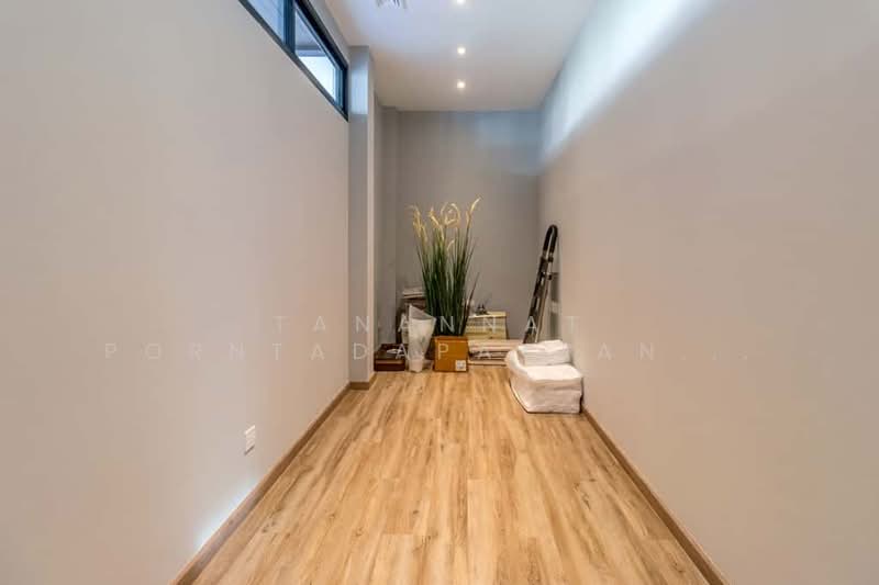 Kad Farang, Chiang Mai, Ban Waen, Hang Dong, Chiang Mai, 5 Bedrooms, 494 sqm, Single Detached House For Sale, by Tanannat Porntadapattanayothin, 500417277 - DDproperty.com