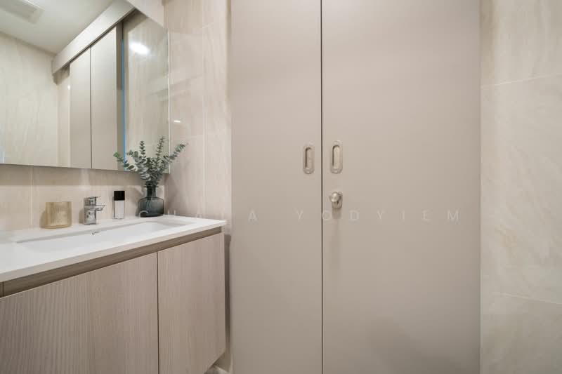 Chewathai Residence Thonglor, Bangkok, Soi Thonglor 20, Thonglor Road, Khlong Tan Nua, Watthana, Bangkok, 2 Bedrooms, 50 sqm, Condo For Sale, by Suchada Yodyiem, 500417288 - DDproperty.com