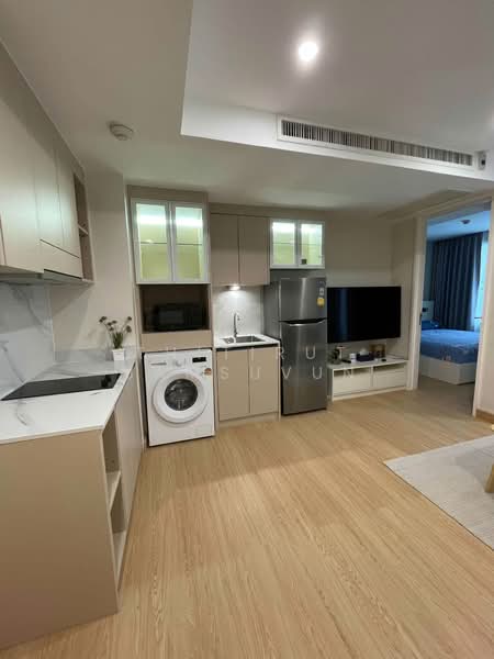 Collezio Sathorn-Pipat, Bangkok, 41 Soi Pipat 1 Silom Road, Silom, Bang Rak, Bangkok, 1 Bedroom, 40 sqm, Condo For Sale, by Thitirut Jamsuvun, 500417307 - DDproperty.com
