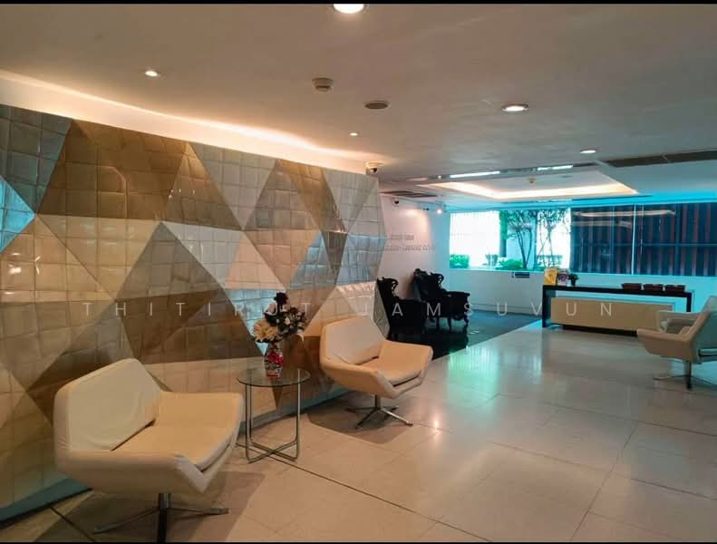 Collezio Sathorn-Pipat, Bangkok, 41 Soi Pipat 1 Silom Road, Silom, Bang Rak, Bangkok, 1 Bedroom, 40 sqm, Condo For Sale, by Thitirut Jamsuvun, 500417307 - DDproperty.com