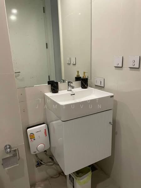 Collezio Sathorn-Pipat, Bangkok, 41 Soi Pipat 1 Silom Road, Silom, Bang Rak, Bangkok, 1 Bedroom, 40 sqm, Condo For Sale, by Thitirut Jamsuvun, 500417307 - DDproperty.com