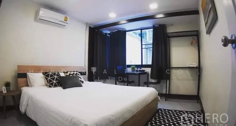 For Rent 6 Bedroom Detached House near BTS Phrom Phong, Watthana Bangkok HRE01078, Bangkok, Khlong Tan Nua, Watthana, Bangkok, 6 Bedrooms, 200 sqm, Single Detached House For Rent, by Hero Realtor Co., Ltd., 500417308 - DDproperty.com
