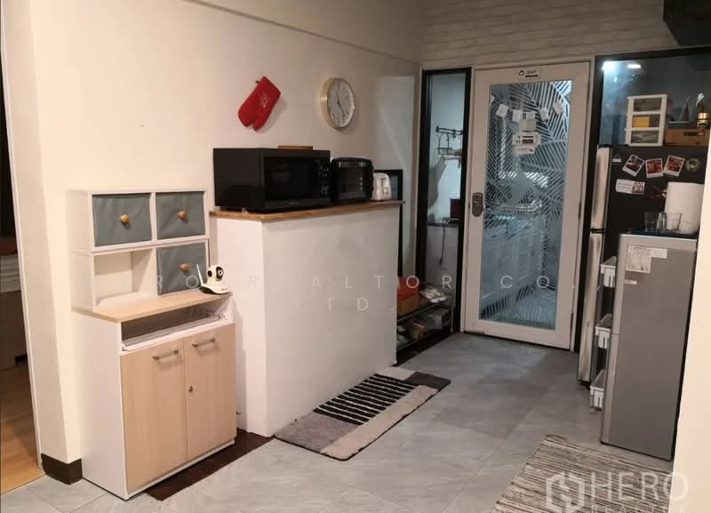 For Rent 6 Bedroom Detached House near BTS Phrom Phong, Watthana Bangkok HRE01078, กรุงเทพ, คลองตันเหนือ, วัฒนา, กรุงเทพ, 200 ตร.ม., บ้านเดี่ยว ให้เช่า, โดย Hero Realtor Co., Ltd., 500417308 - DDproperty.com