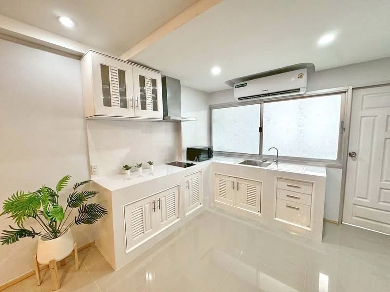 Siam Condominium : สยาม คอนโดมิเนียม, กรุงเทพ, พระราม 9, ห้วยขวาง, กรุงเทพ, 72 ตร.ม., คอนโด ให้เช่า, โดย Noppawan Ruangdech, 500417359 - DDproperty.com